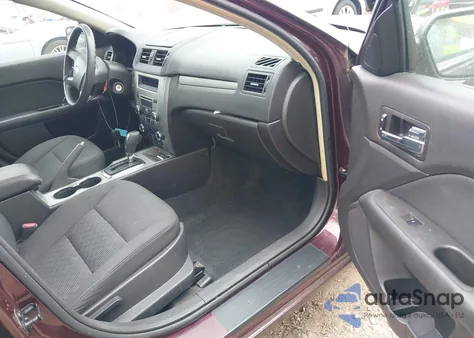 2011 Ford Fusion Se z USA, uszkodzony, nr VIN 3FAHP0HA1BR153684